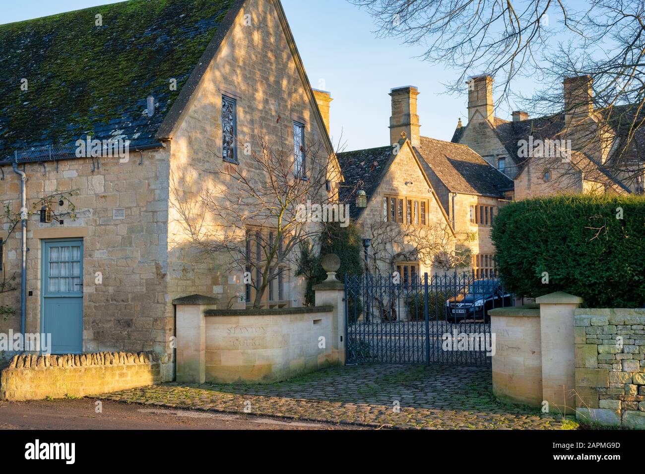 Stanton Court Jacobean Manor House im Winter Sonnenlicht. Stanton, Cotswolds, Worcestershire, England Stockfoto