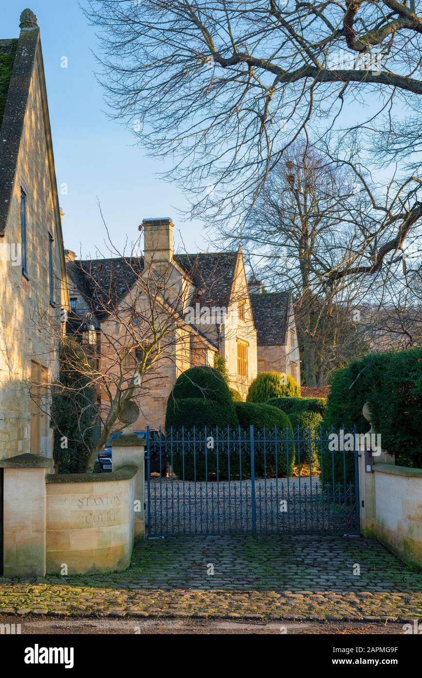 Stanton Court Jacobean Manor House im Winter Sonnenlicht. Stanton, Cotswolds, Worcestershire, England Stockfoto