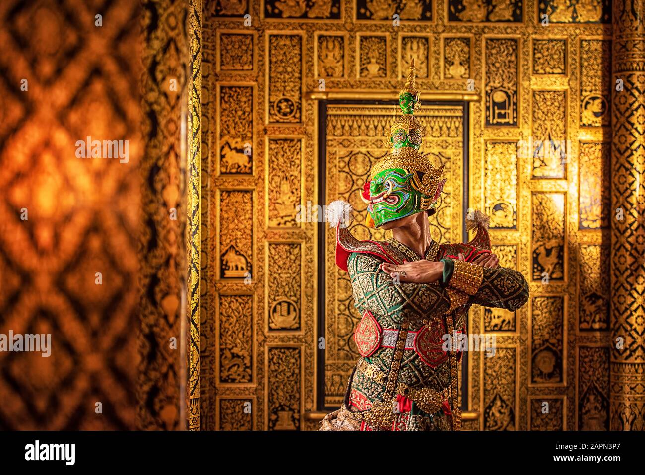 Tos-Sa-Kan: Khon ist traditionelle Tanzdramatik-Kunst der thailändischen Klassik maskiert, diese Aufführung ist Ramayana-Epos Stockfoto