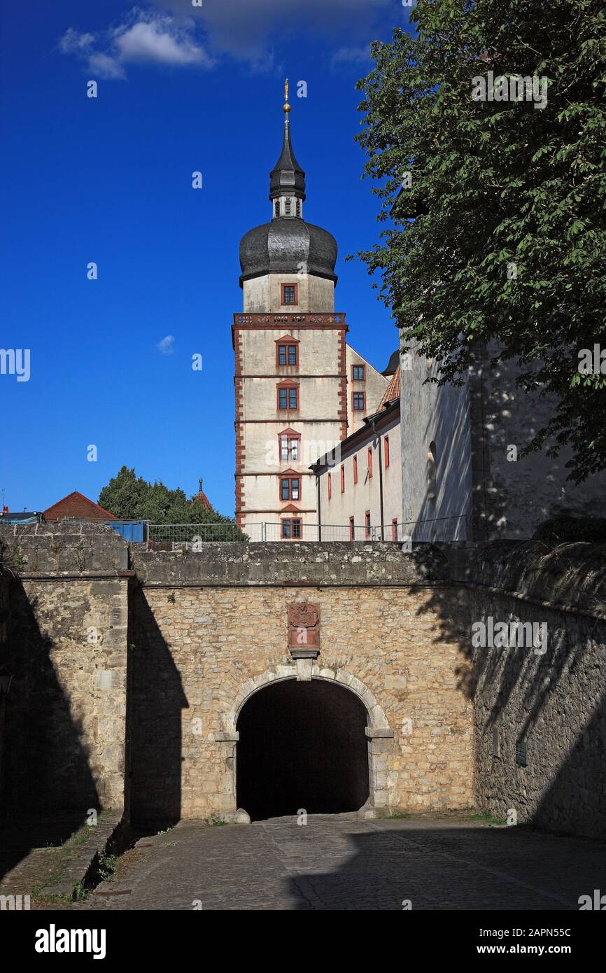 Tor und Turm Kiliansturm Scherenbergtor, Festung Marienberg, Würzburg, Würzburg, Unterfranken, Bayern, Deutschland Stockfoto