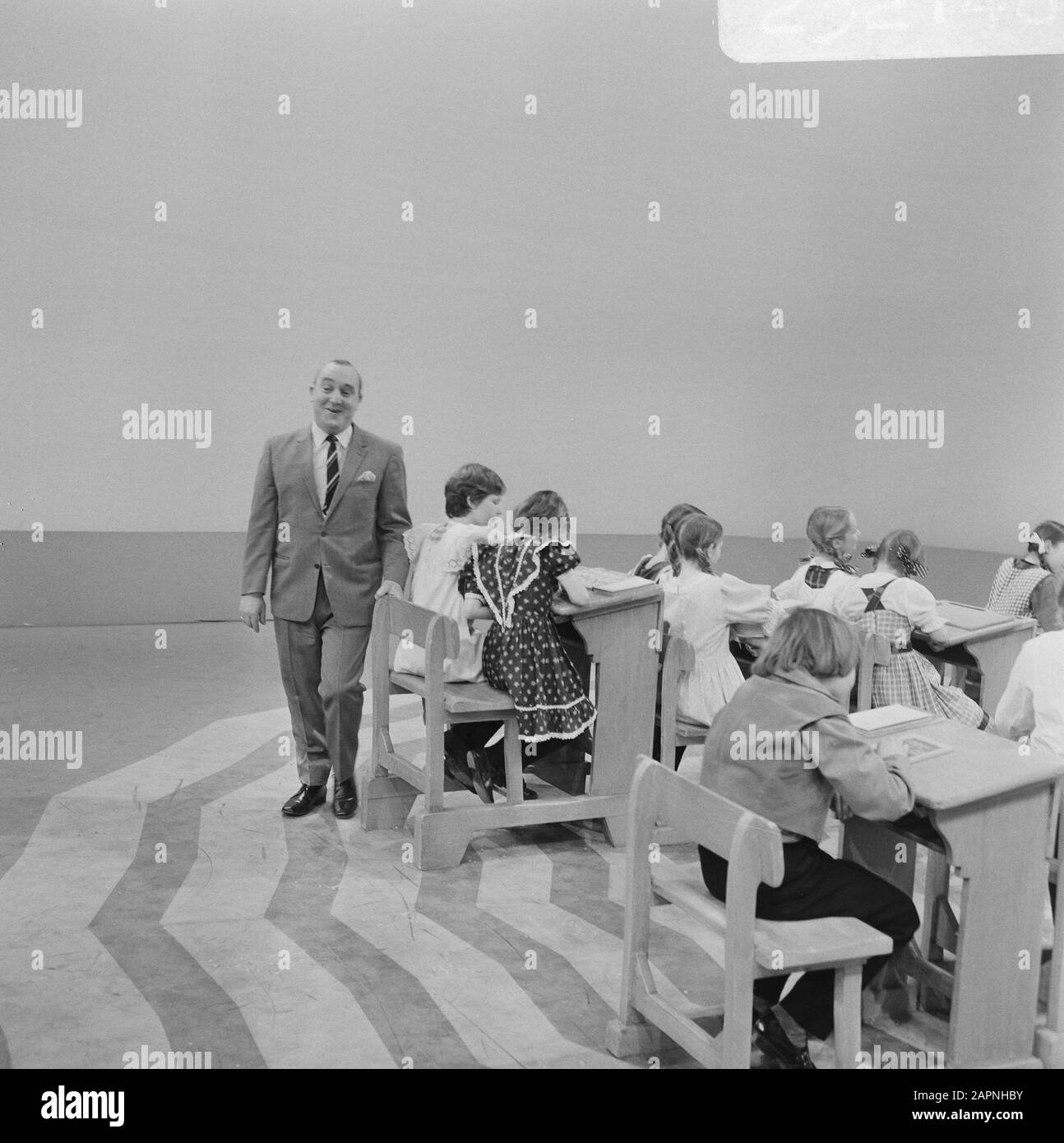 Mounties Show, TV-Show. Piet Bambergen Datum: 3. Februar 1970 Schlagwörter: TV-Programme persönlicher Name: Bambergen, Piet Institution Name: Mounties, The Stockfoto