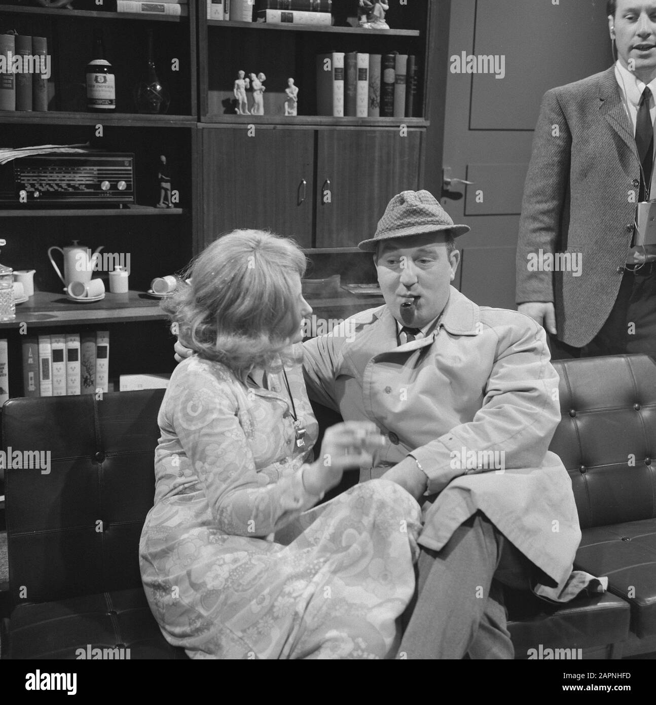 Mounties Show, TV-Show. Piet Bambergen in Szene Datum: 3. Februar 1970 Schlagwörter: TV zeigt persönlichen Namen: Bambergen, Piet Institution Name: Mounties, The Stockfoto