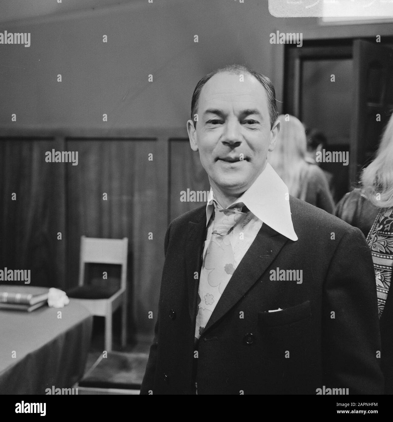 Ton van Duinhoven in der Mounties Show, TV-Programm Datum: 3. Februar 1970 Schlagwörter: TV-Shows persönlicher Name: Duinhoven, Ton des Institutionennamens: Mounties, The Stockfoto