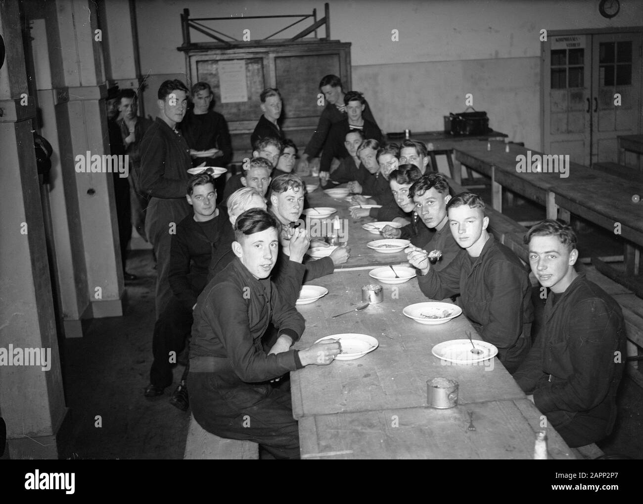 MOC Hilversum. Segler Essen Datum: 23. September 1948 Ort: Hilversum Schlagwörter: Segler Stockfoto