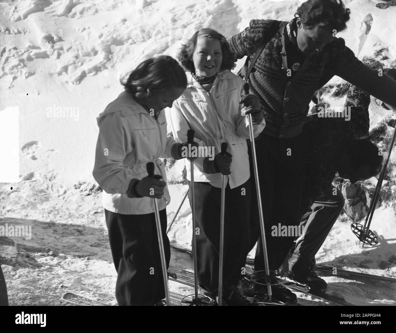 Prinzessinnen in Österreich (Sankt Anton) Datum: 12. Februar 1949 Standort: Österreich, Sankt Anton am Arlberg, Tyrol Stockfoto