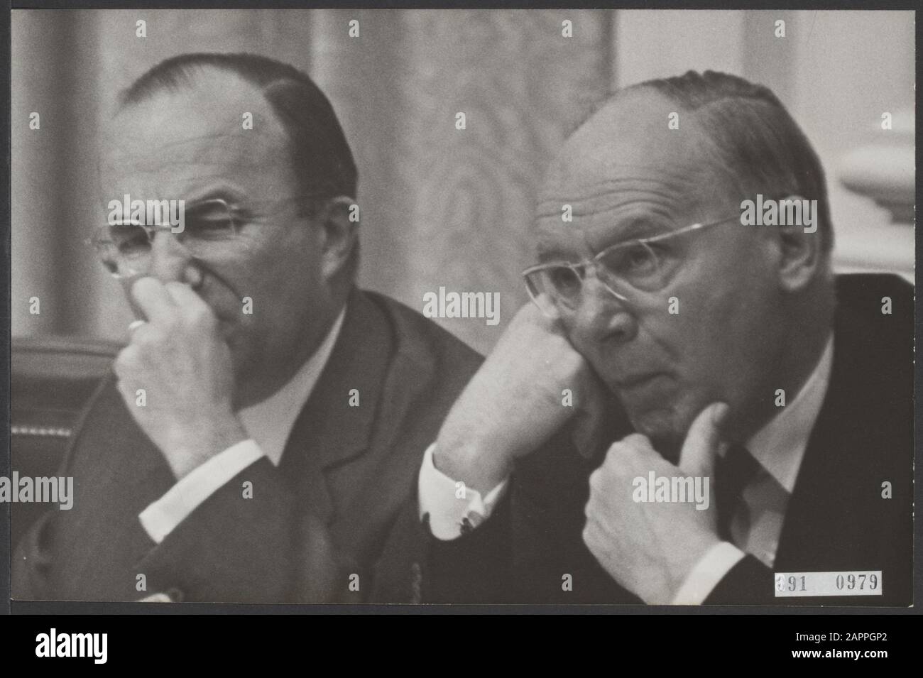 Reks 091-0979 t/m 091-0980 Datum: 25. Mai 1966 Ort: Den Haag, Süd-Holland Schlüsselwörter: Minister, zweite Kammer, Sitzungen persönlicher Name: CALs, Jo, Vondeling, Anne Stockfoto