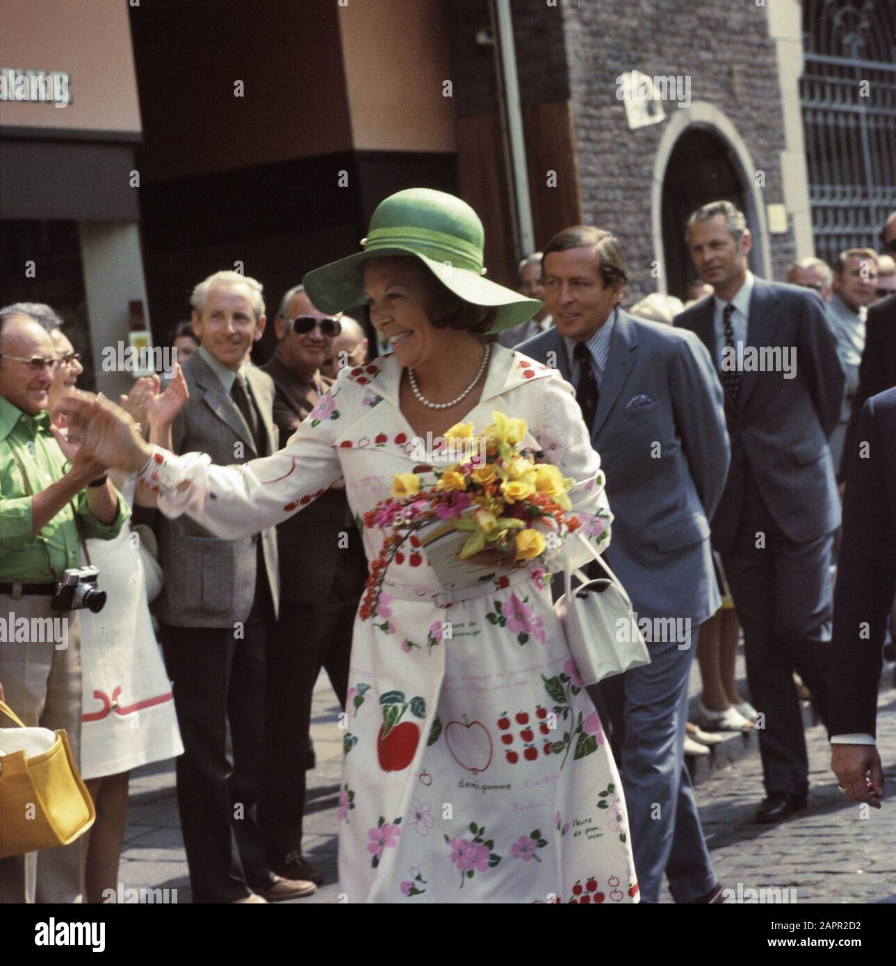 Prinzessin Beatrix und Prinz Claus während des Arbeitsbesuchs? ; NR. 6: Auf dem Boot, nein 7: Schlagzeilen Datum: 1974 Schlagwörter: PRINSESSEN Personenname: Beatrix, Prinzessin, Claus, Prinz Stockfoto