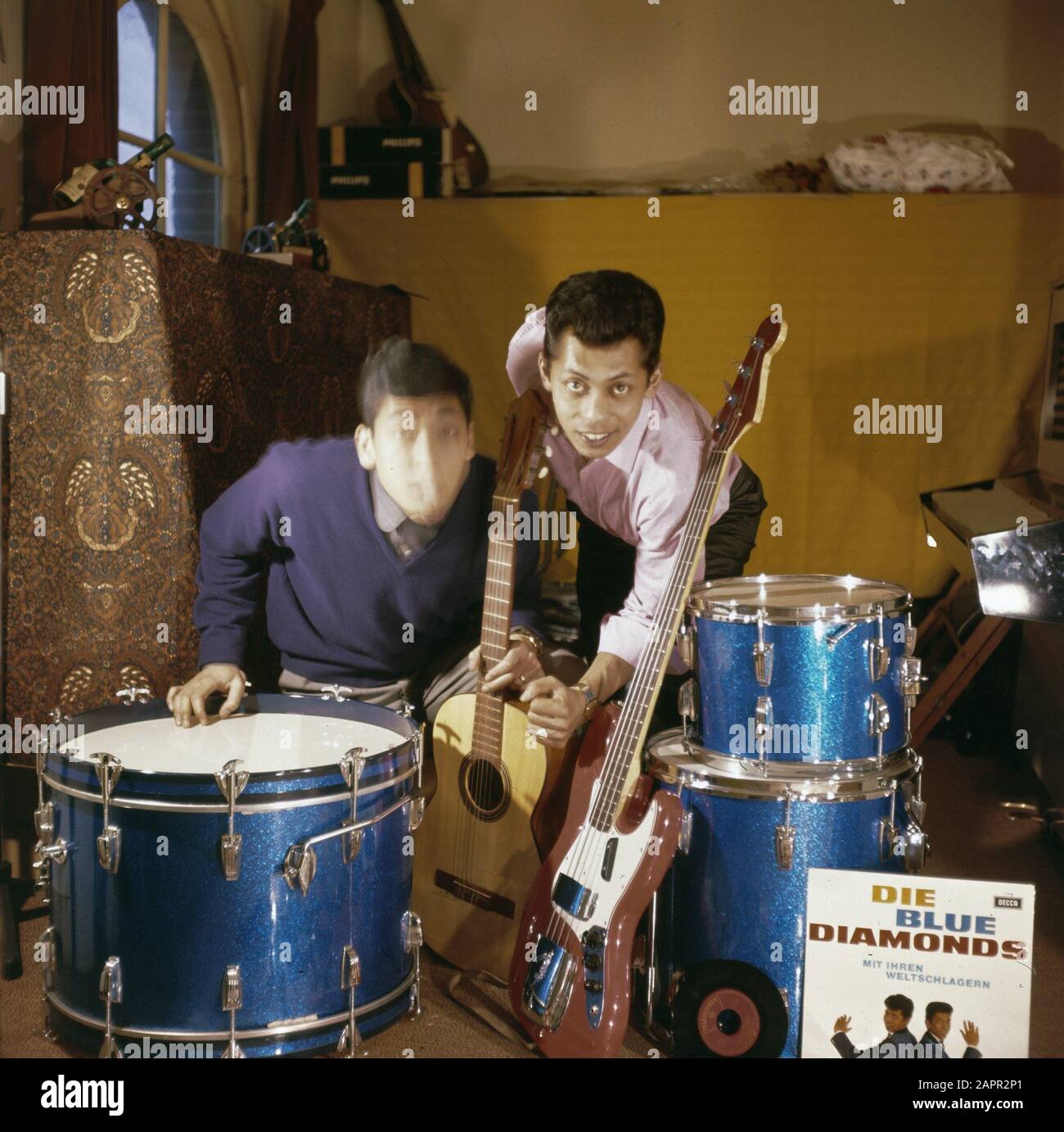 Sänger, The Blue Diamonds Datum: Undatierte Schlüsselwörter: Sänger Personenname: De Blue Diamonds Stockfoto