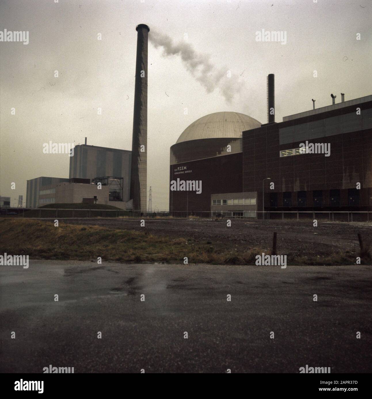 Kernkraftwerk Borssele; Exterieurs Datum: 1974 Standort: Borssele Schlüsselwörter: Kernkraftwerke Stockfoto