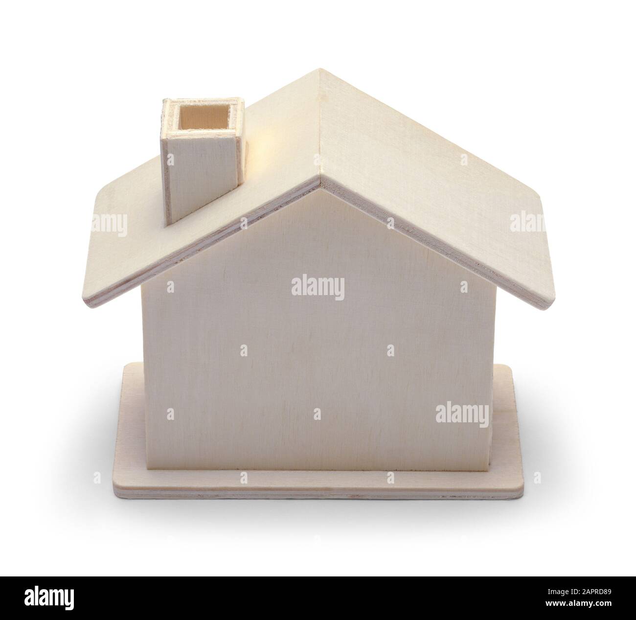 Wood Model House Vorderansicht Isoliert auf weißem Hintergrund. Stockfoto