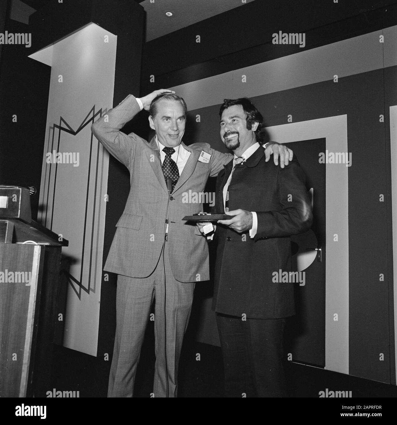 Abtretensänger in Hiltonhotel Datum: 6. Juni 1973 Name Der Einrichtung: Hiltonhotel Stockfoto