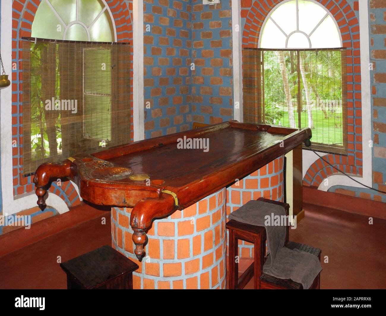 Ayurveda-Massagettisch, Indien, Kerala, Kochi Stockfoto