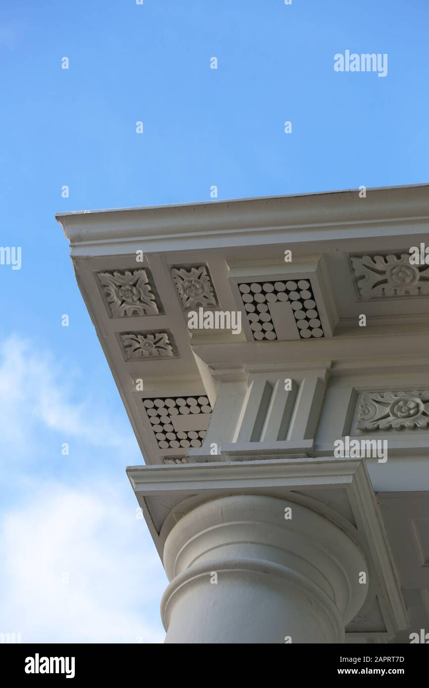 Kunstvolle Details An Einem Alten Südlichen Gebäude Stockfoto
