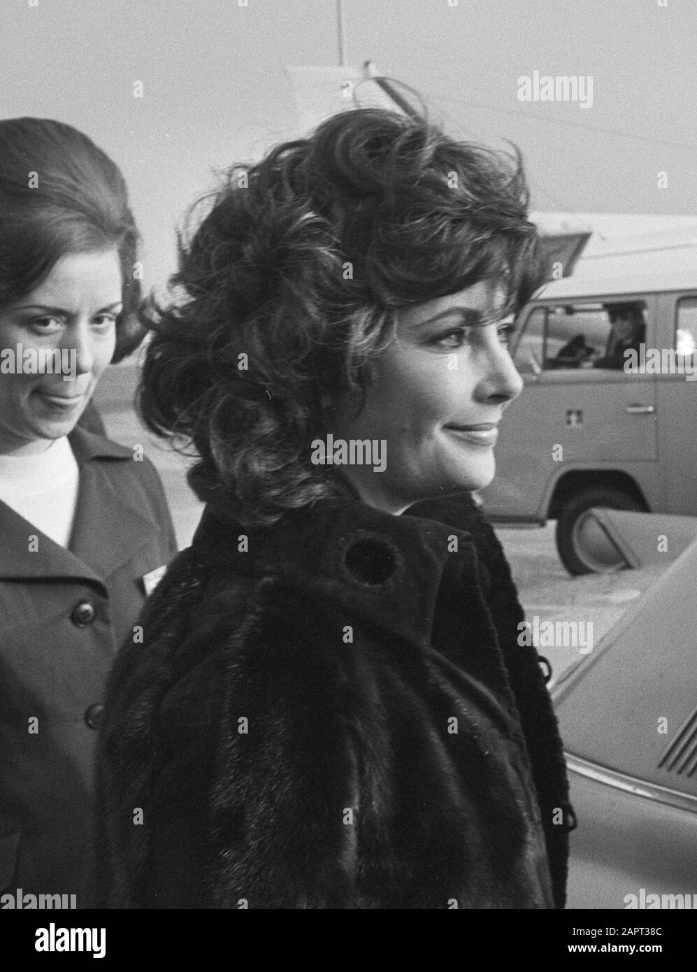 Elizabeth Taylor nach der Landung auf Schiphol; Stockfoto