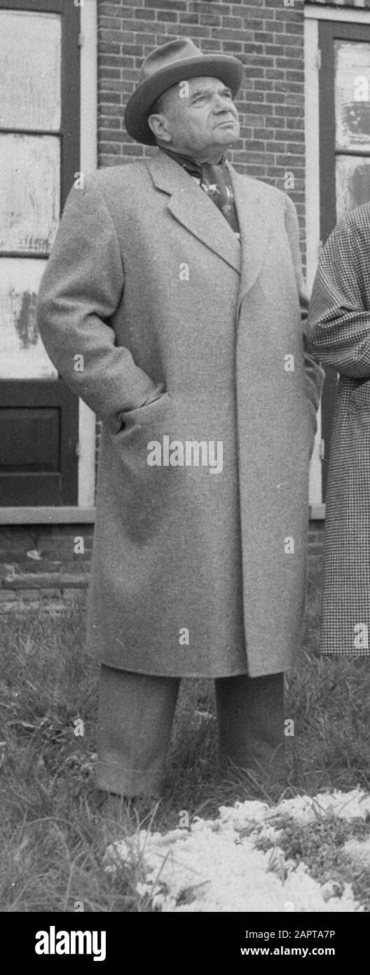 Nederlands: Georg Jacoby ist Filmname im Bollenstreek. Deutsch: Georg Jacoby während der Dreharbeiten zum Film Die Geschiedene Frau im sogenannten Bollenstreek in den Niederlanden. Stockfoto