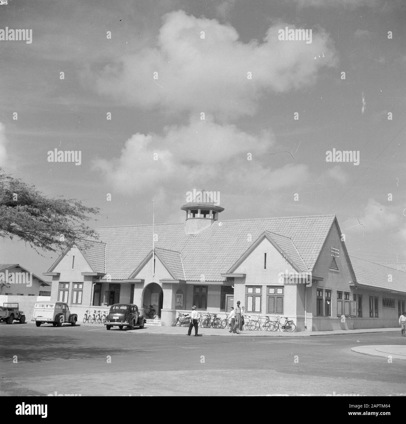 Reisen Sie nach Suriname und die niederländischen Antillen Die Post in Oranjestad am Aruba Datum: 1947 Ort: Aruba, Oranjestad Schlüsselwörter: Poststellen Stockfoto