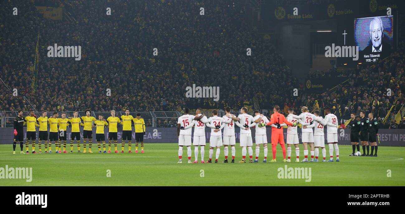 Firo: 24.01.2020, Fußball, 1.Bundesliga, Saison 2019/2020, BVB, Borussia Dortmund - 1.FC Köln Gedenkminute für Hans TILKOWSKI weltweit Stockfoto