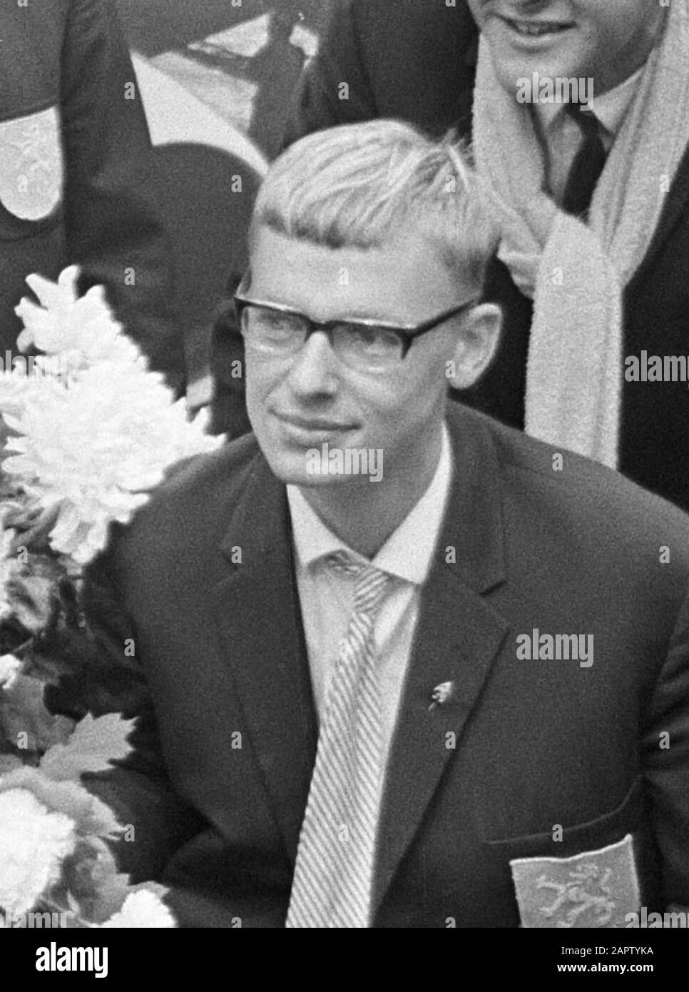 Ankunft der niederländischen Ruderer auf Schiphol am Ende der Ruder-Weltmeisterschaft in Bled im ehemaligen Jugoslawien. Jan van de Graff; Stockfoto
