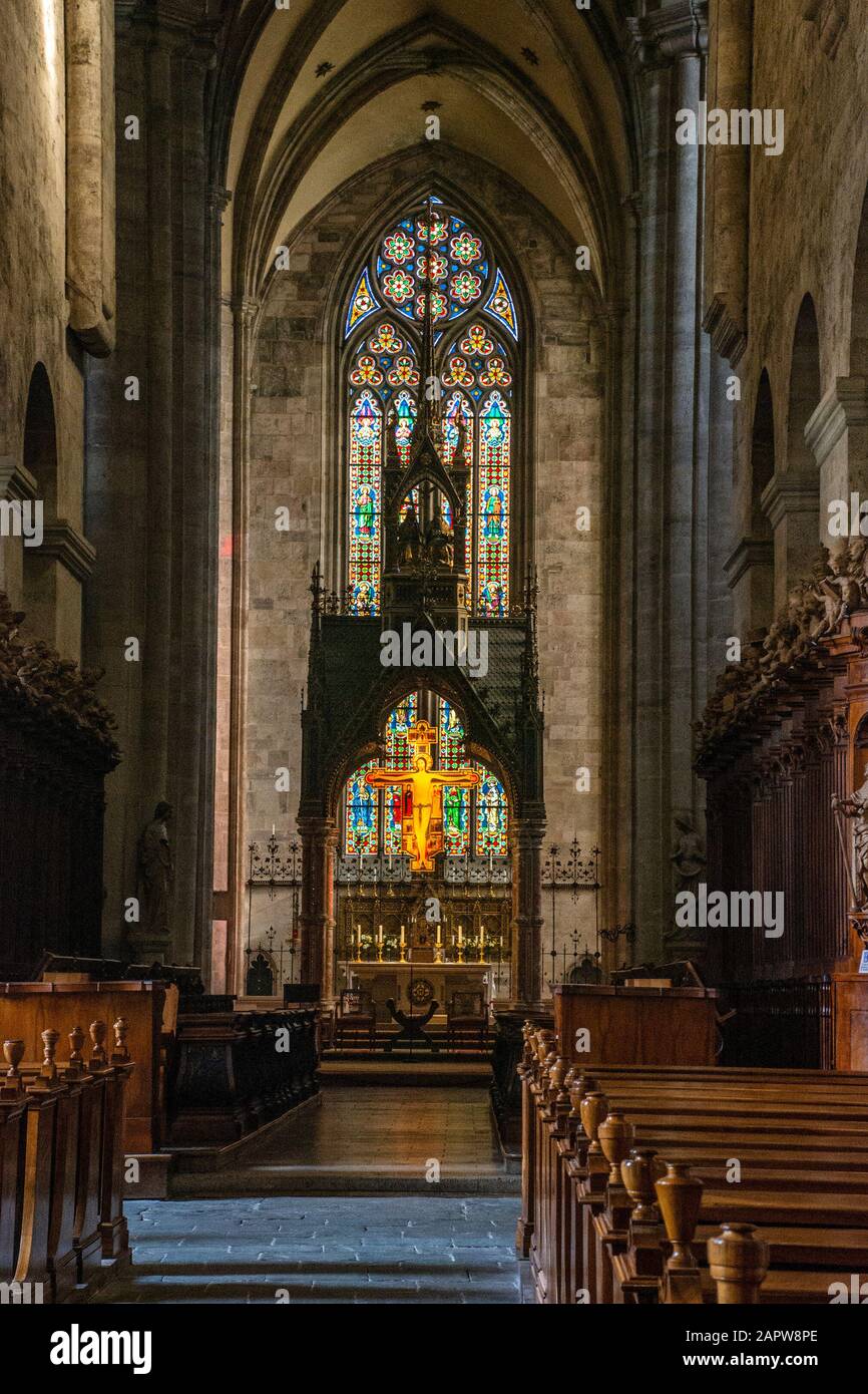 Inneneinrichtung der Heilig-Kreuz-Kirche (Stift Heiligenkreuz) ist ein Kloster der Zisterzienserinnen in Wien-Wald. Stockfoto