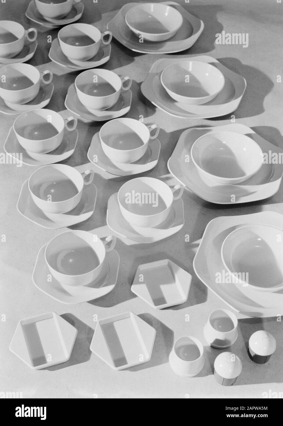 Schiphol und Corporate Identity KLM Plastikessen- und Trinkbesteck für Bordflugzeuge Datum: 1950 Schlüsselwörter: Haushaltsgegenstände Name Der Einrichtung: KLM Stockfoto