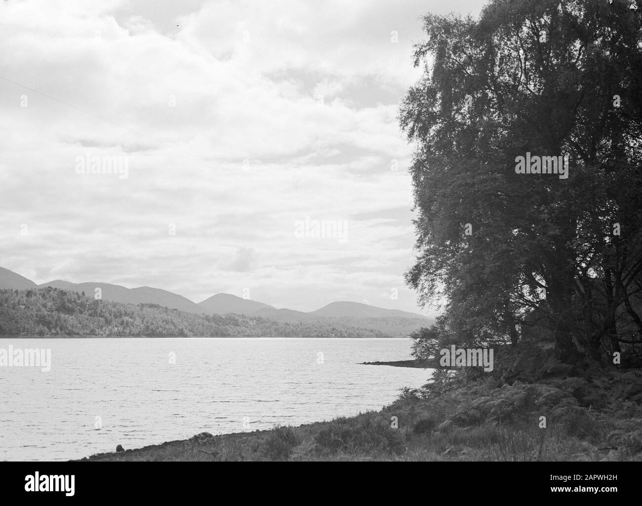 Schottland Mehr in Schottland mit Pier Datum: Undatierte Lage: Großbritannien, Schottland Schlüsselwörter: Seen Stockfoto