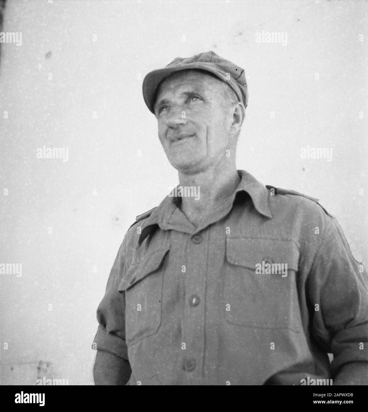 Ostjava (Pasuruan, Tosari und Poespo) Ostjava. - Adj. - Ja. O.O. F. Sylvester von 4-5 R.I., besser bekannt als The Old Floor. Datum: 5.Februar 1948 Ort: Indonesien, Niederländisch-Ostindien Stockfoto