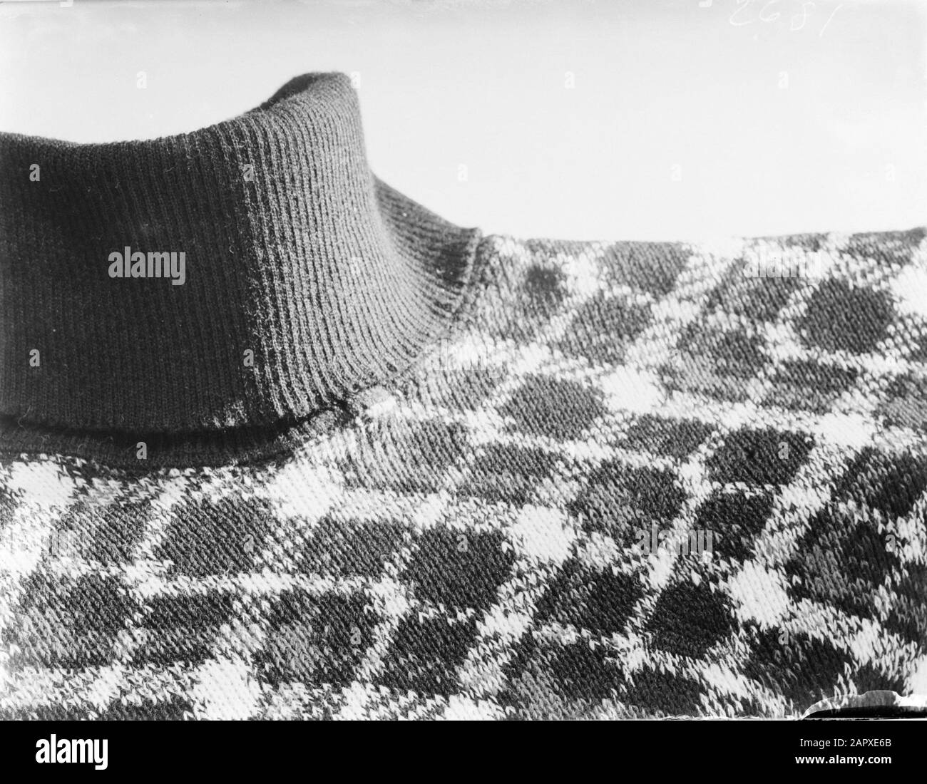 Modefotografie Schottischer Pullover Datum: 1933 Schlagwörter: Textil Stockfoto