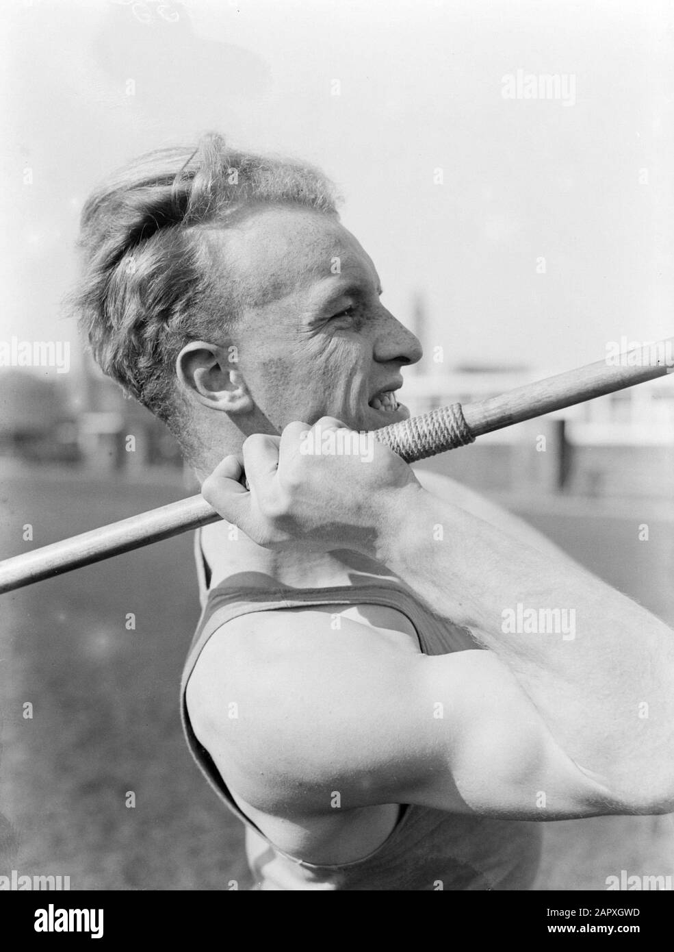 Reportage Sportler Speer Thrower Datum: 1933 Schlagwörter: Leichtathletik, Details, Männer, Speere Würfe Stockfoto