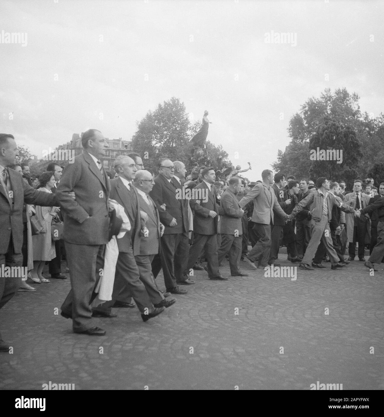 Politische Schwierigkeiten in Paris Datum: 28. Mai 1958 Ort: Frankreich, Paris Stockfoto