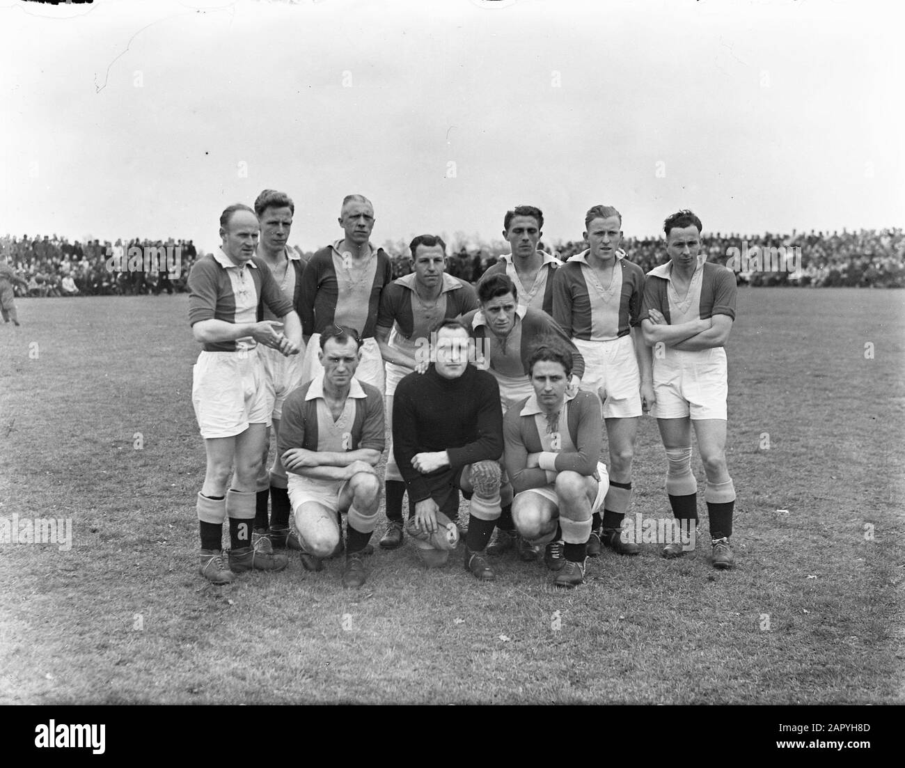 Zwollsche Jungs - Schieß Los 2-3. Team Go Ahead Datum: 20. März 1948 Ort: Zwolle Schlüsselwörter: Gruppenporträts, Sport, Fußball Stockfoto