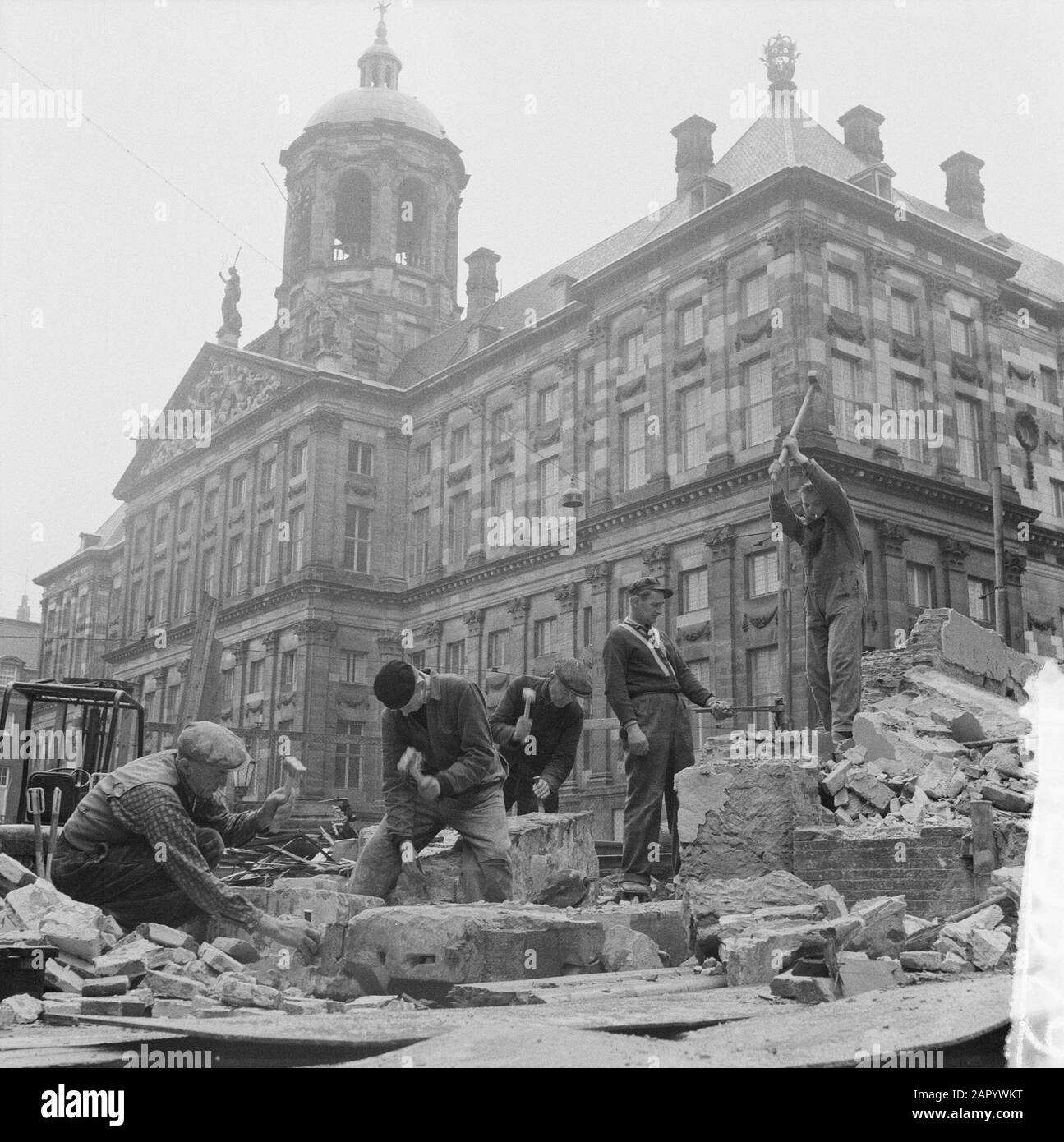 Wiederherstellung neue Kirche am Staudamm Datum: 17. april 1961 Schlüsselwörter: Kirchen, Restaurierungen Stockfoto
