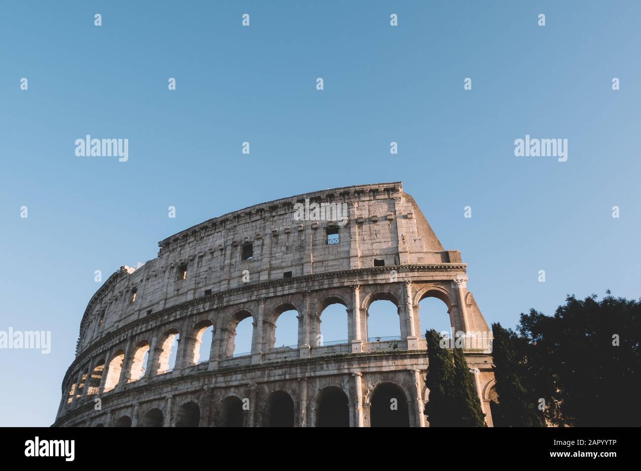 ROM, italien - 23. Dezember 2019: Das Kolosseum in Rom, Italien. Stockfoto