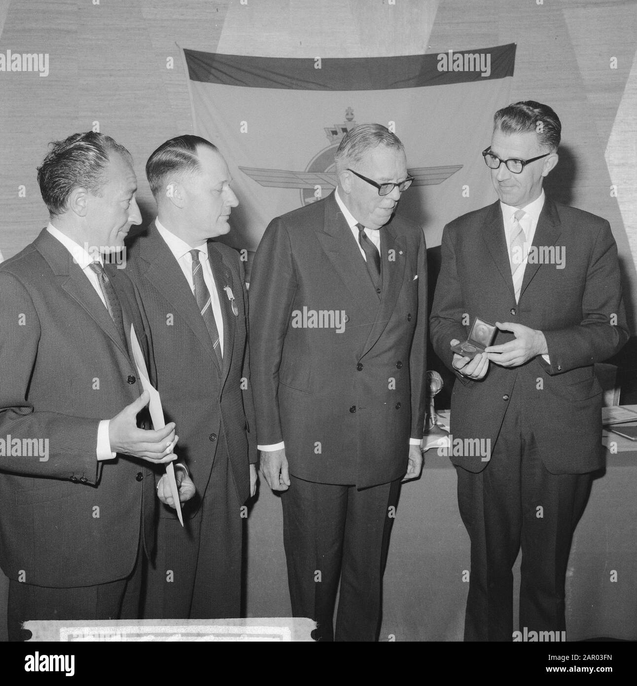 Preisverleihung am KNVVL Datum: 19. Mai 1962 Schlagwörter: Preisverleihung Personenname: KNVVL Stockfoto