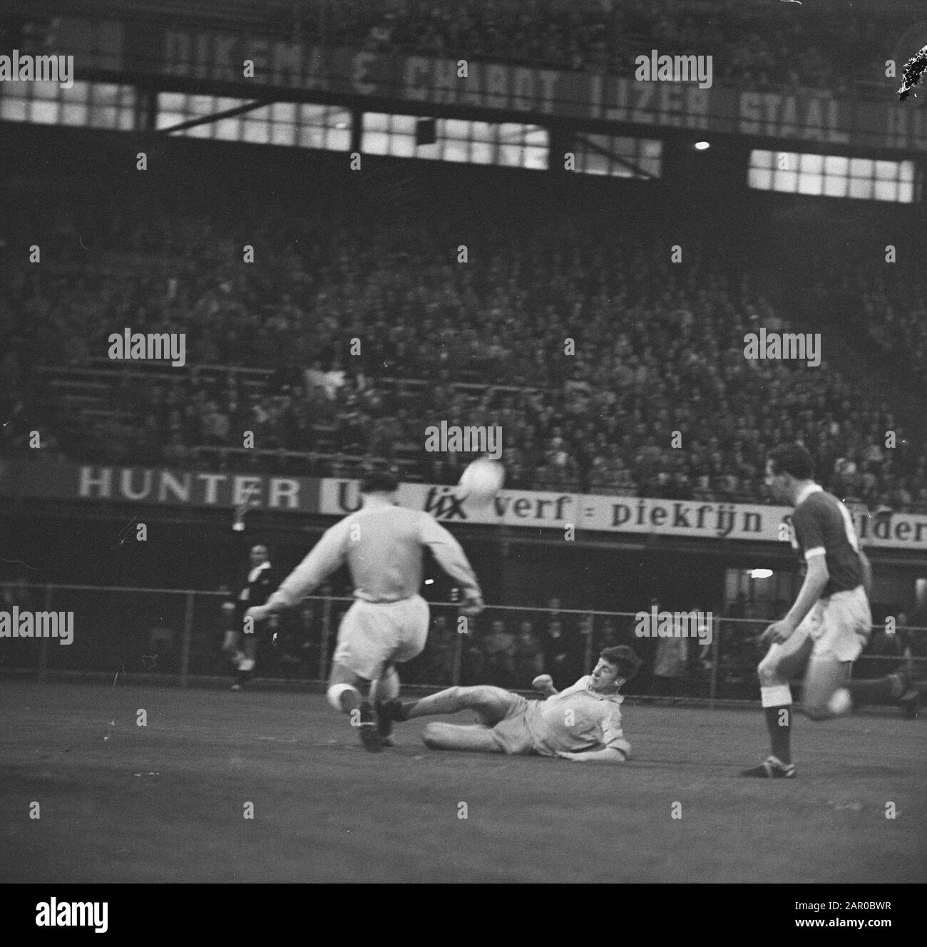Fußball Niederlande gegen Irland 4-0 Spielmoment Datum: 9. Mai 1962 Ort: Irland, Niederlande Schlüsselwörter: Sport, Fußball Stockfoto