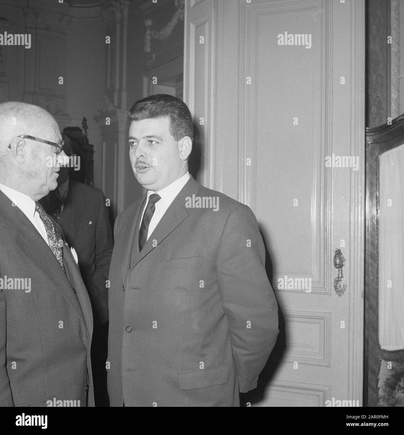 Befehl Forl. Europäischen Gemeinschaften. Empfangsbestätigung Emile Roche Datum: 8. November 1963 Schlüsselwörter: Belege, Empfänge Stockfoto