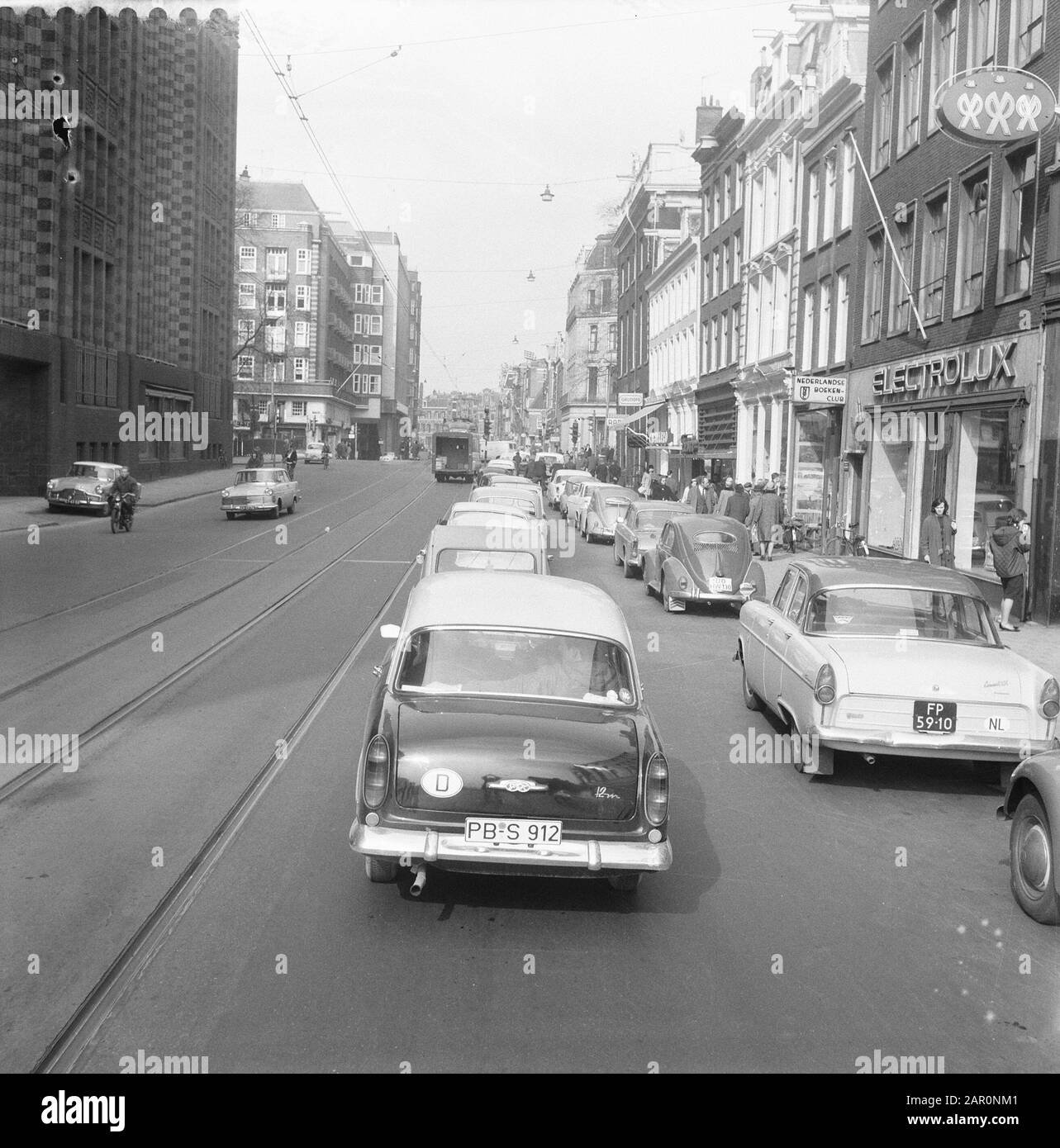Fahren in Vijzelstraat Datum: 27. März 1964 Stockfoto