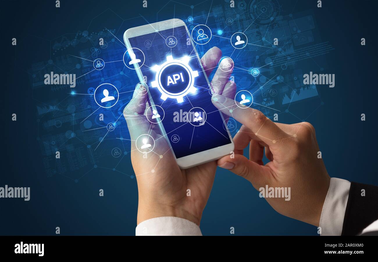 Weibliche hand Smartphone mit API Abkürzung, moderne Technologie Konzept Stockfoto