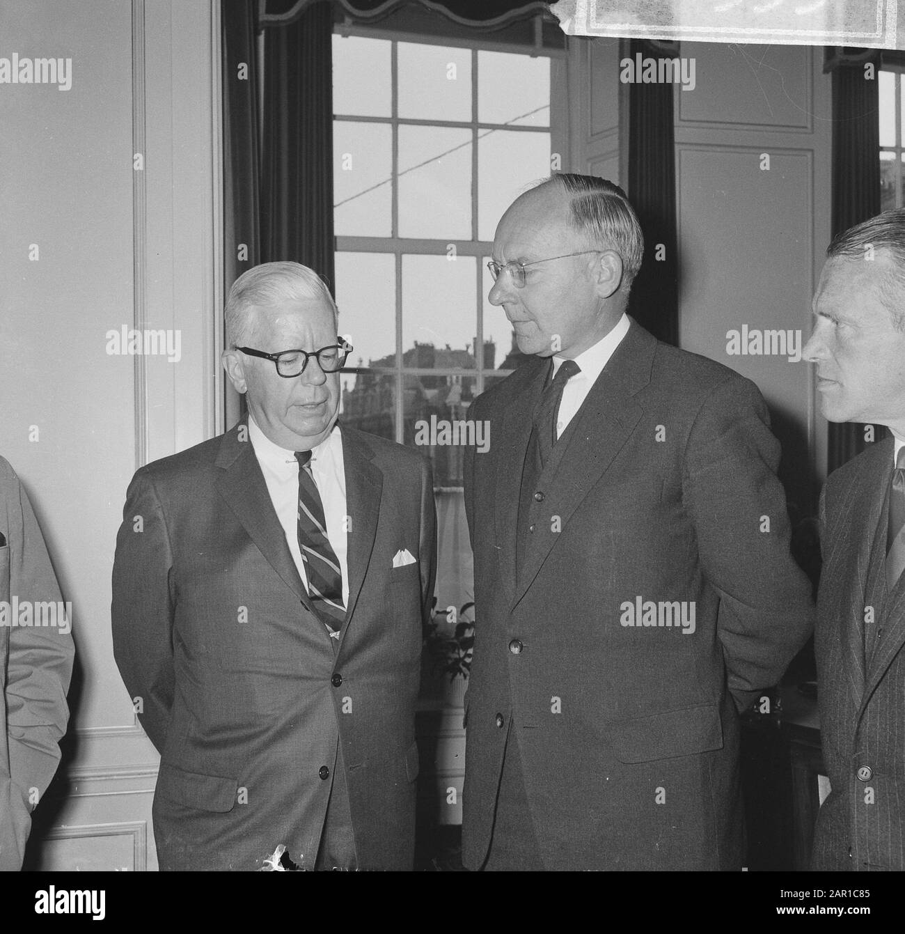 Minister H.H. Fowler besuchte den Kollegen Minister Vondeling Datum: 7. September 1965 Stichwörter: Besuche, Minister persönlicher Name: Minister H.H. Fowler, Vondeling, Anne Stockfoto