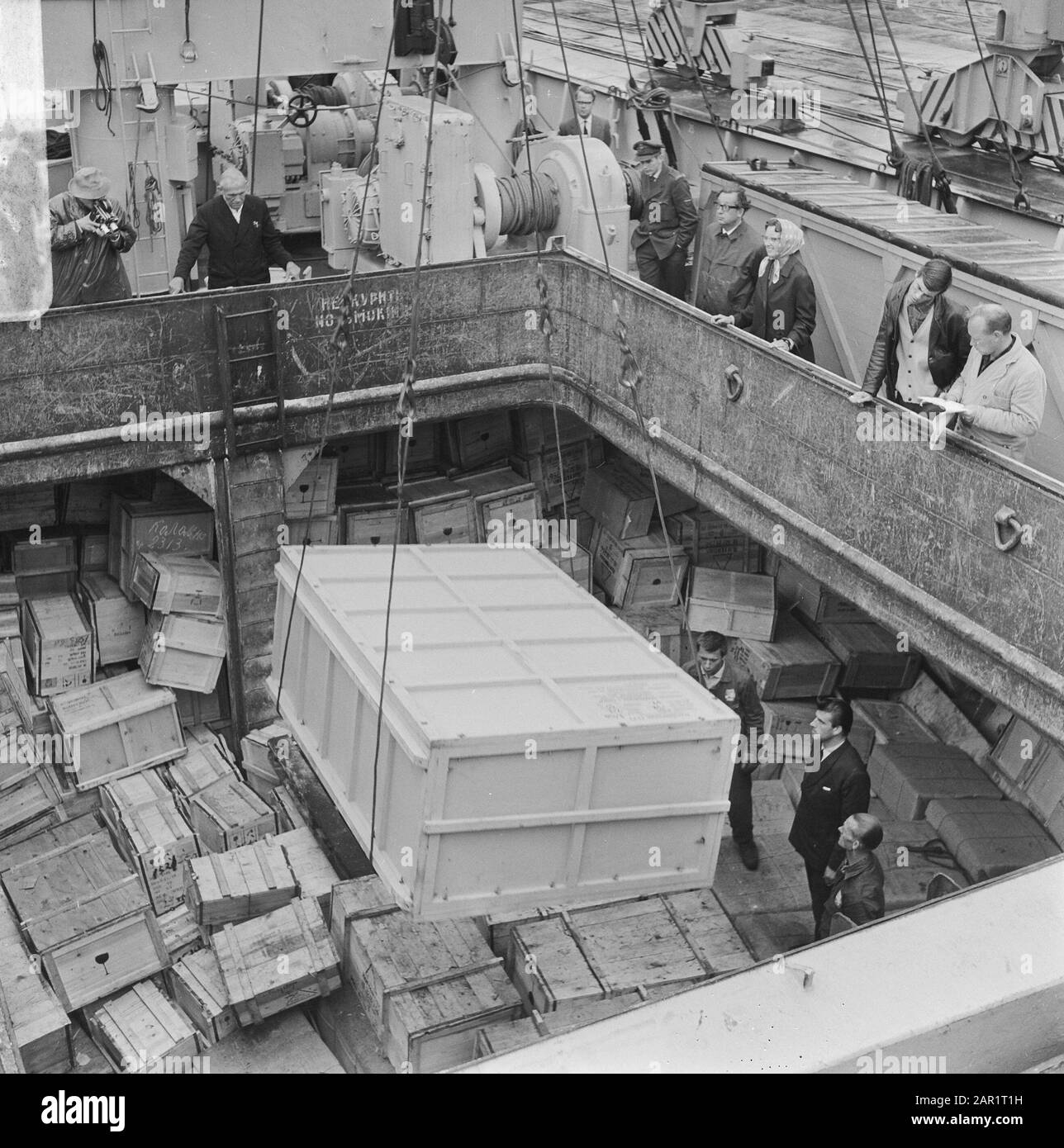 Ausstellung russischer Kunstschätze in Den Haag Datum: 23. August 1966 Ort: Den Haag, Zuid-Holland Schlüsselwörter: Ausstellungen, KUNDTCHARES Stockfoto