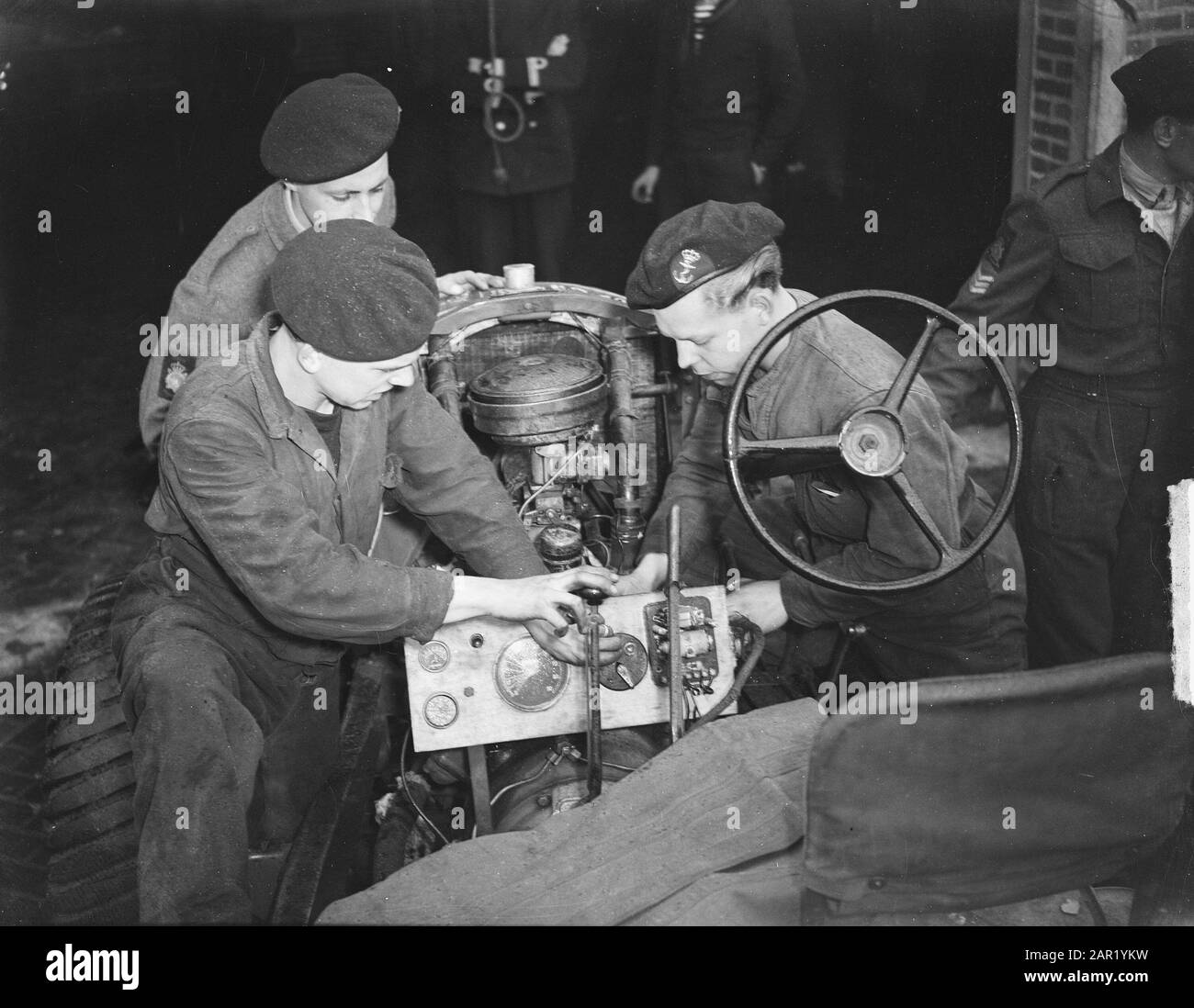 MOC-Hilversum Datum: 19. Oktober 1949 Schlagwörter: Soldaten Stockfoto