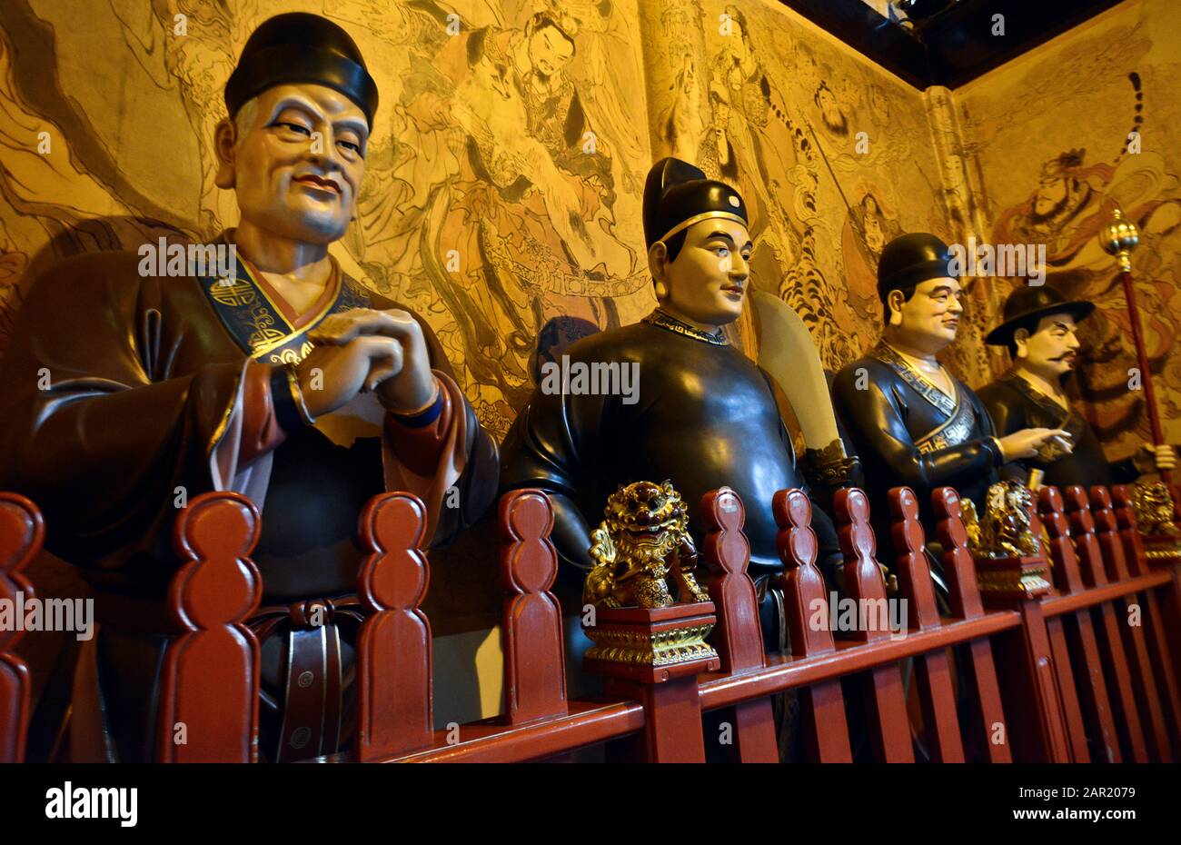 Statuen des Shanghaier Stadtgotttempels (China) Stockfoto