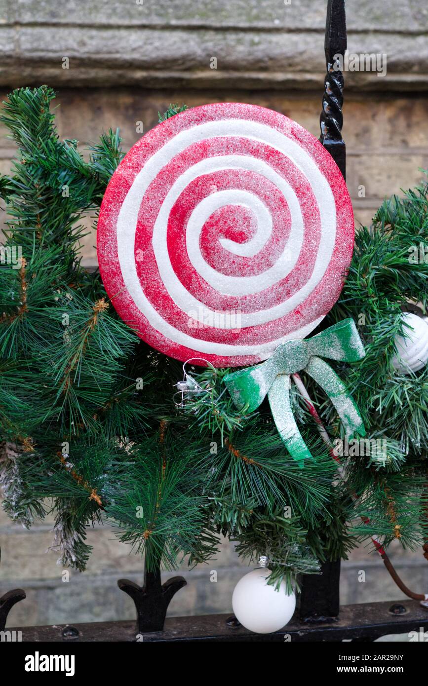 Weihnachtliche Metall-Pop-Weihnachtsdekoration Stockfoto Weihnachtliche Metall-Pop-Weihnachtsdekoration Stockfoto