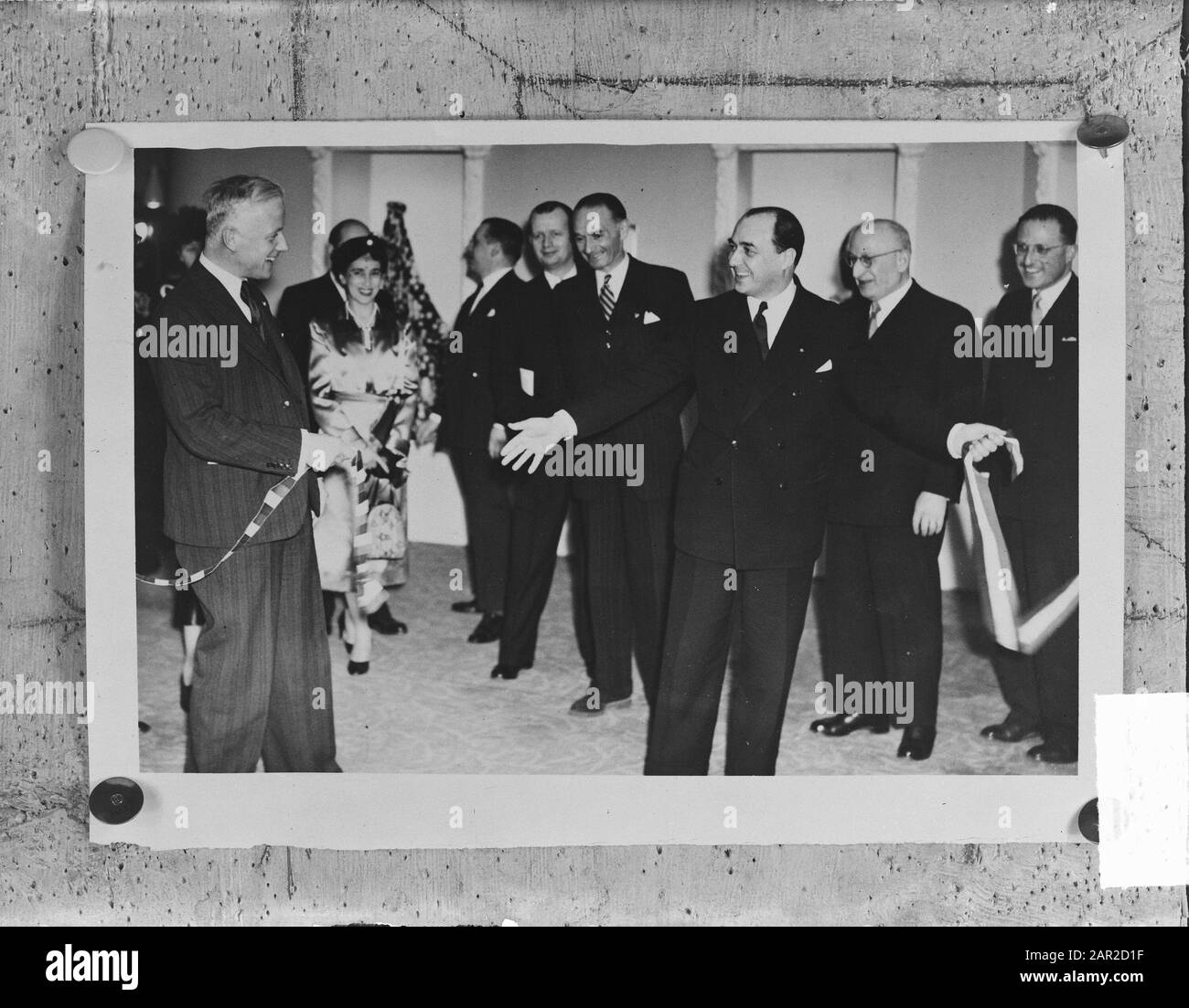 Seidenausstellung aus Lyon in Gerzon Datum: 10. März 1950 Standort: Lyon Stockfoto