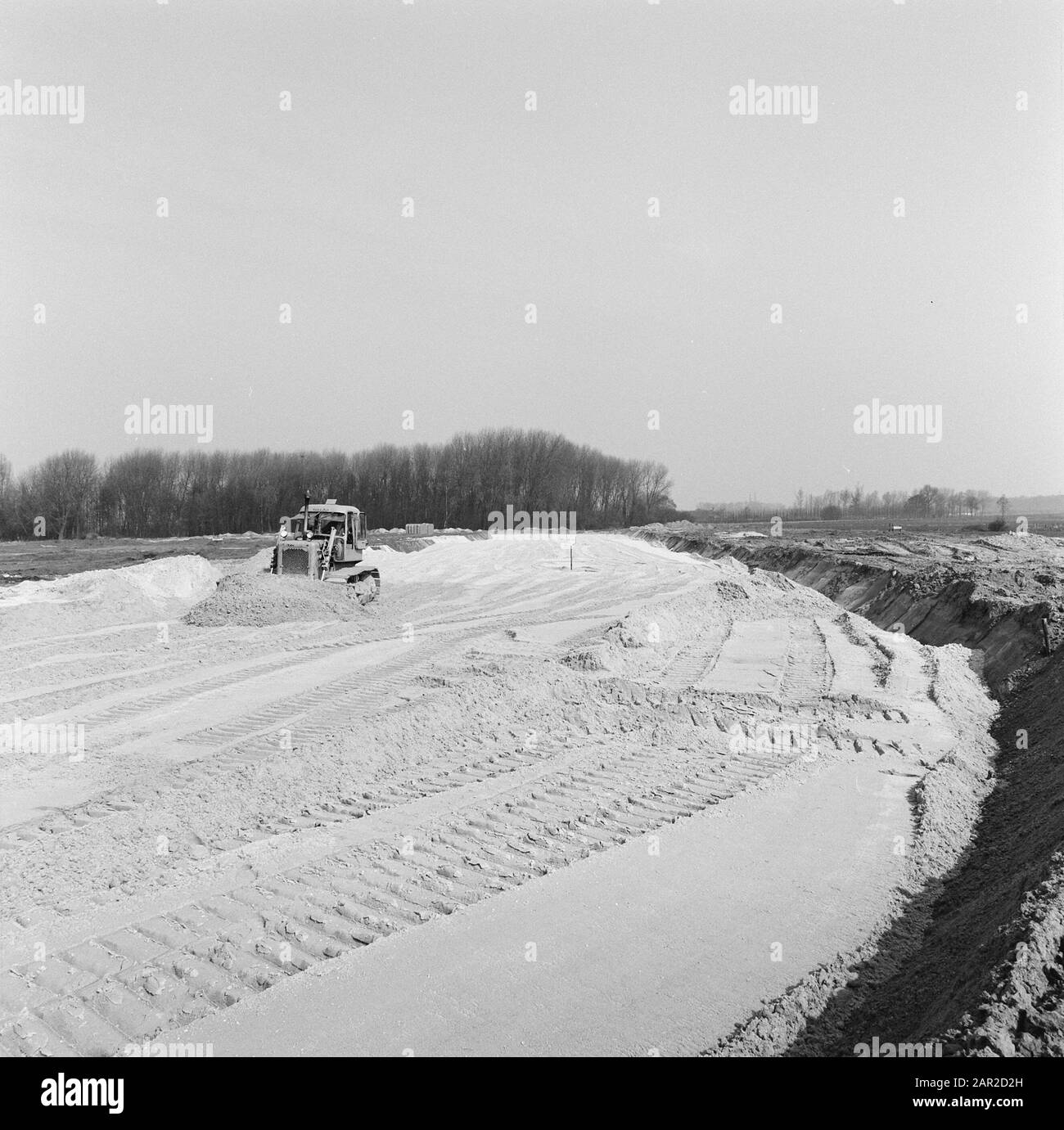 Erdarbeiten, Bulldozer Datum: Undatierte Schlüsselwörter: Bulldozer, Erdarbeiten Stockfoto