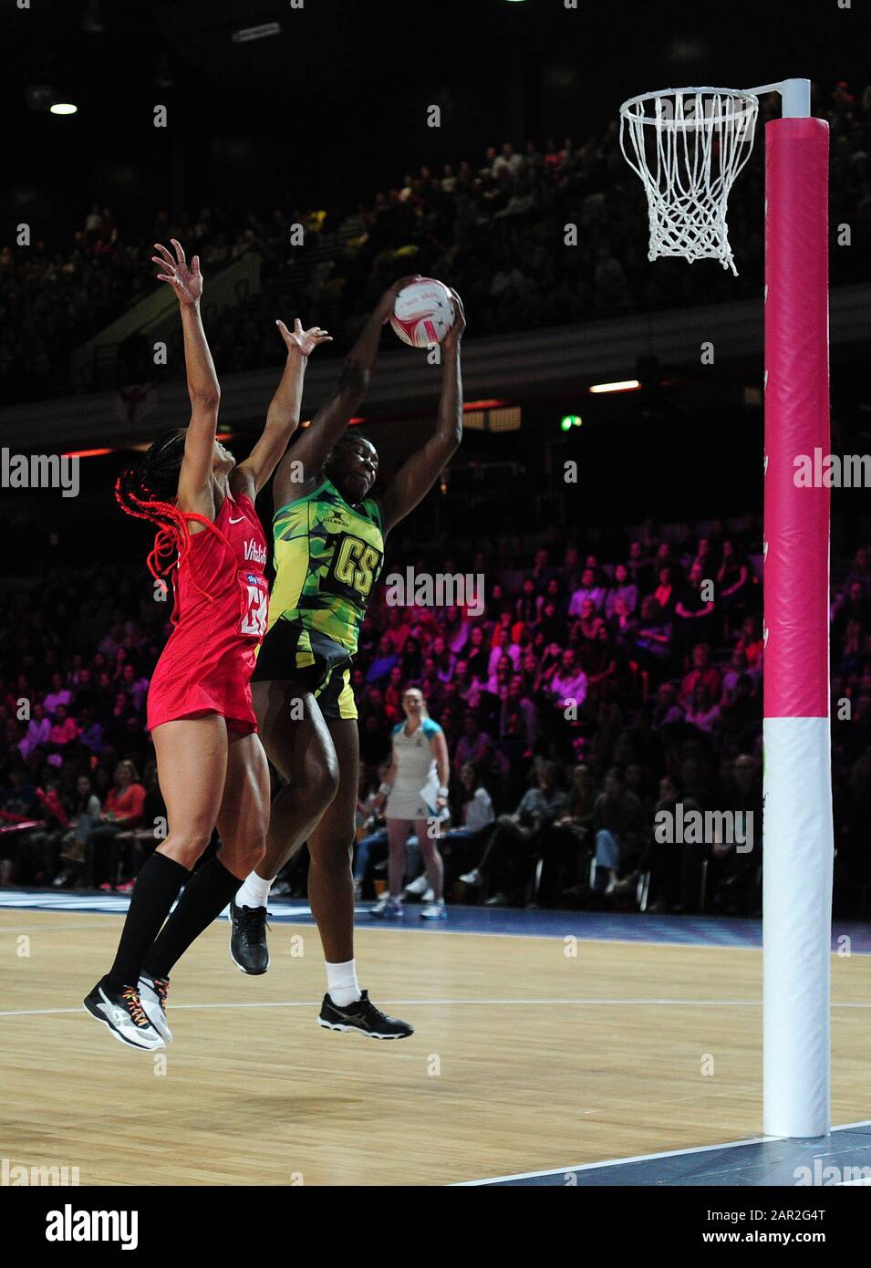 England vitality roses v jamaika Fotos und Bildmaterial in hoher