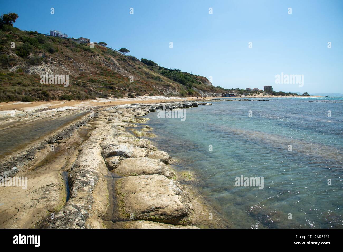 Berühmte Scala del Turci, weiße Sandsteinfelsen in der Nähe von Agrigent auf Sizilien, Italien Stockfoto