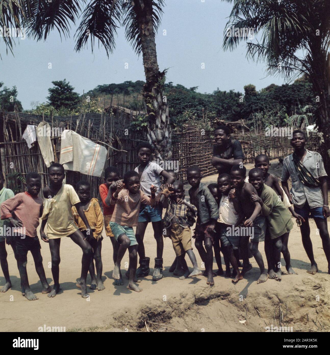 Zaire (früher Belgisch-Kongo); Lager für angolanische Flüchtlinge in Zaire Datum: 16. August 1973 Ort: Belgisch-Kongo, Zaire Schlüsselwörter: REGUIDE Stockfoto