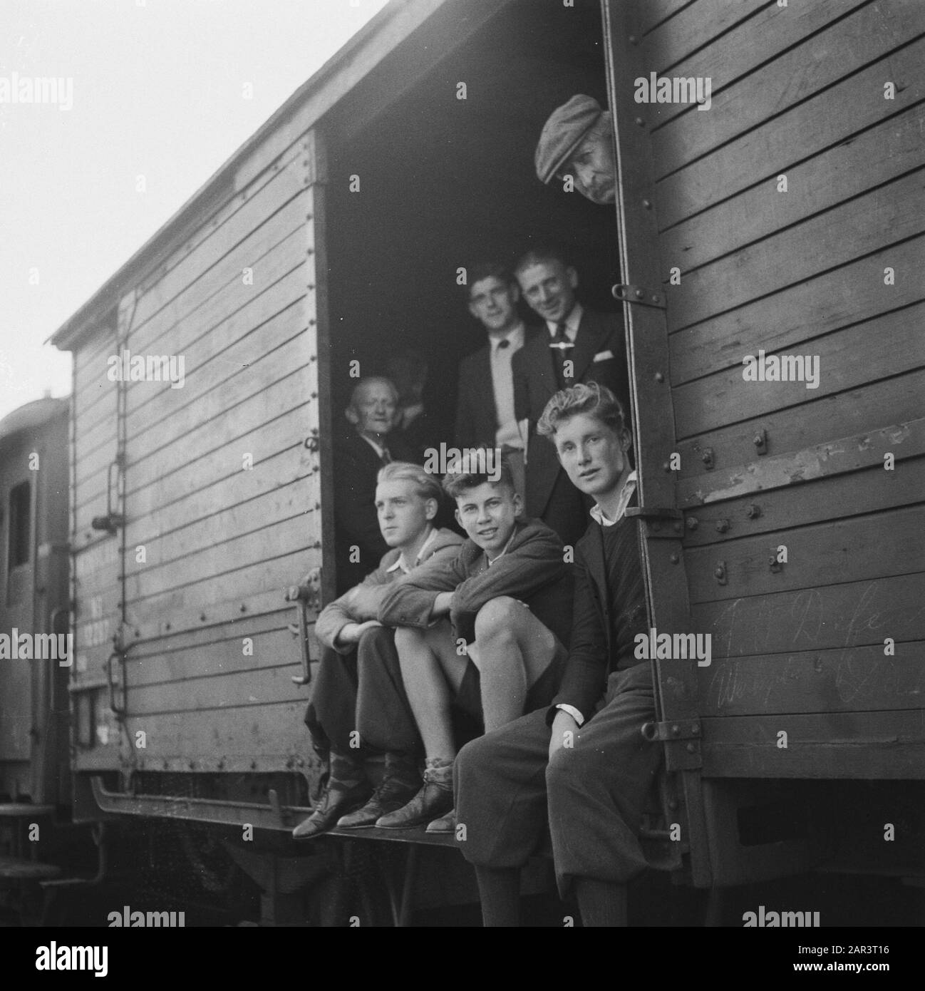 Ausstattung der niederländischen Eisenbahn Ausstattung der niederländischen Eisenbahn Datum: 1945 Schlagwörter: Züge, Zweiter Weltkrieg, Verkehrseinrichtung Name: NS Stockfoto