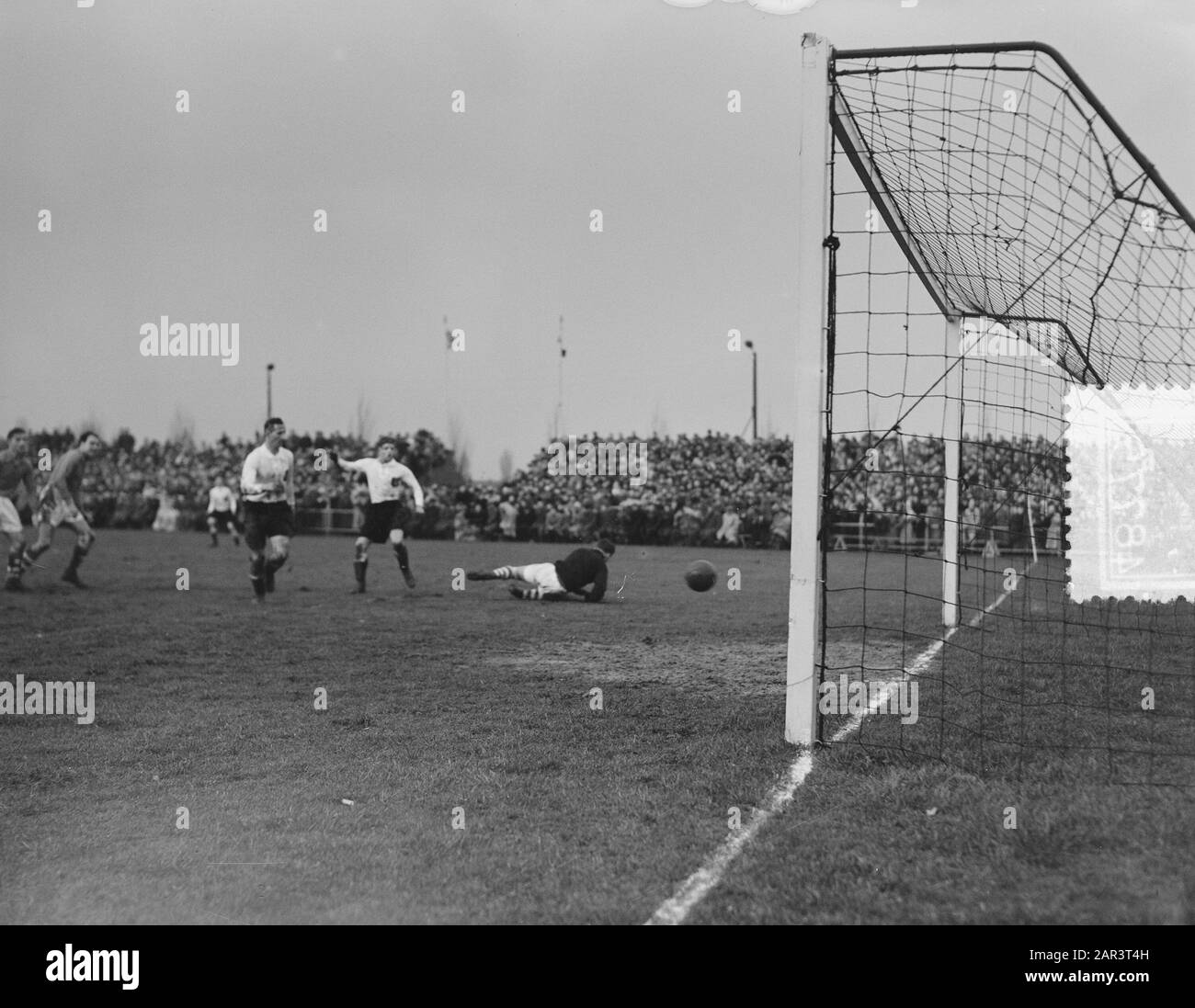 Noord-Nederland V Denmark-B 3-2 Datum: 9. Dezember 1951 Stockfoto