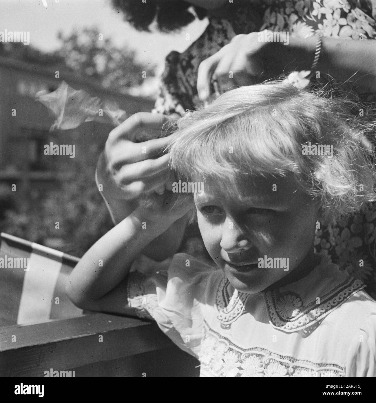 Geburtstagsprinzessin Irene. Reportage der Kindergartenparty Schloss Soestdijk Reportage des Kindergarten-Festpalastes soestdijk Datum: 1945 Schlüsselwörter: Königshaus, Name der zweiten Kriegseinrichtung: Paleis Soestdijk Stockfoto